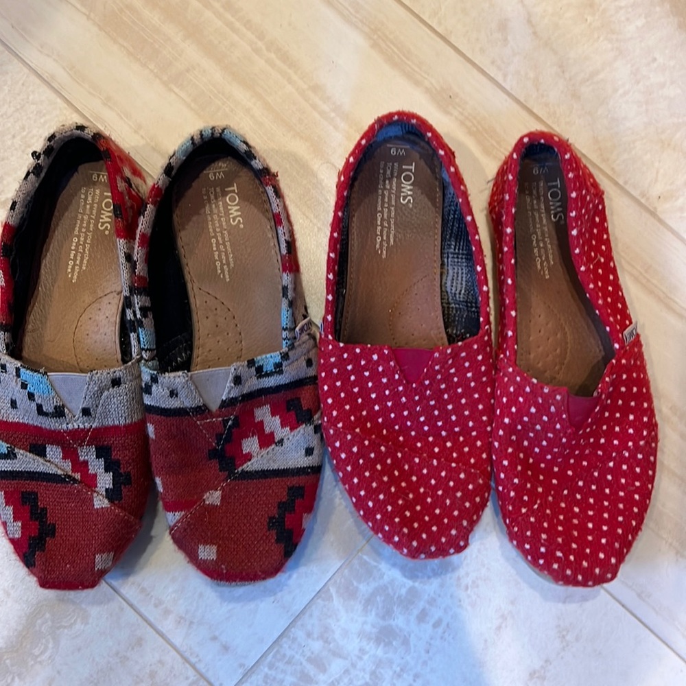Tom’s red polka dot tweed